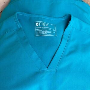 Figs Aqua Blue Scrub Set